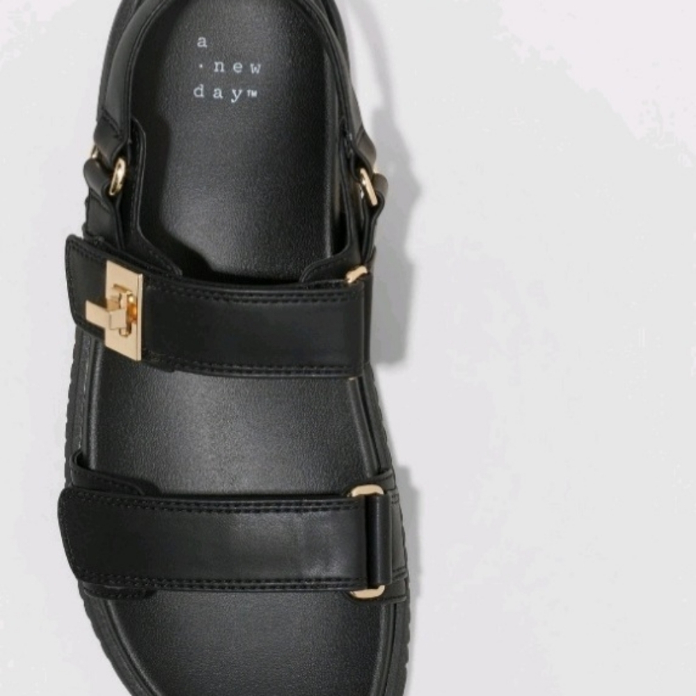 New Day Jonie Footbed Sandaks 9.5